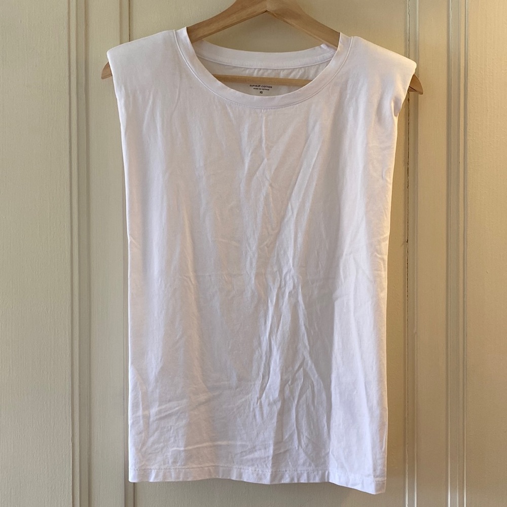Shoulder pad tank